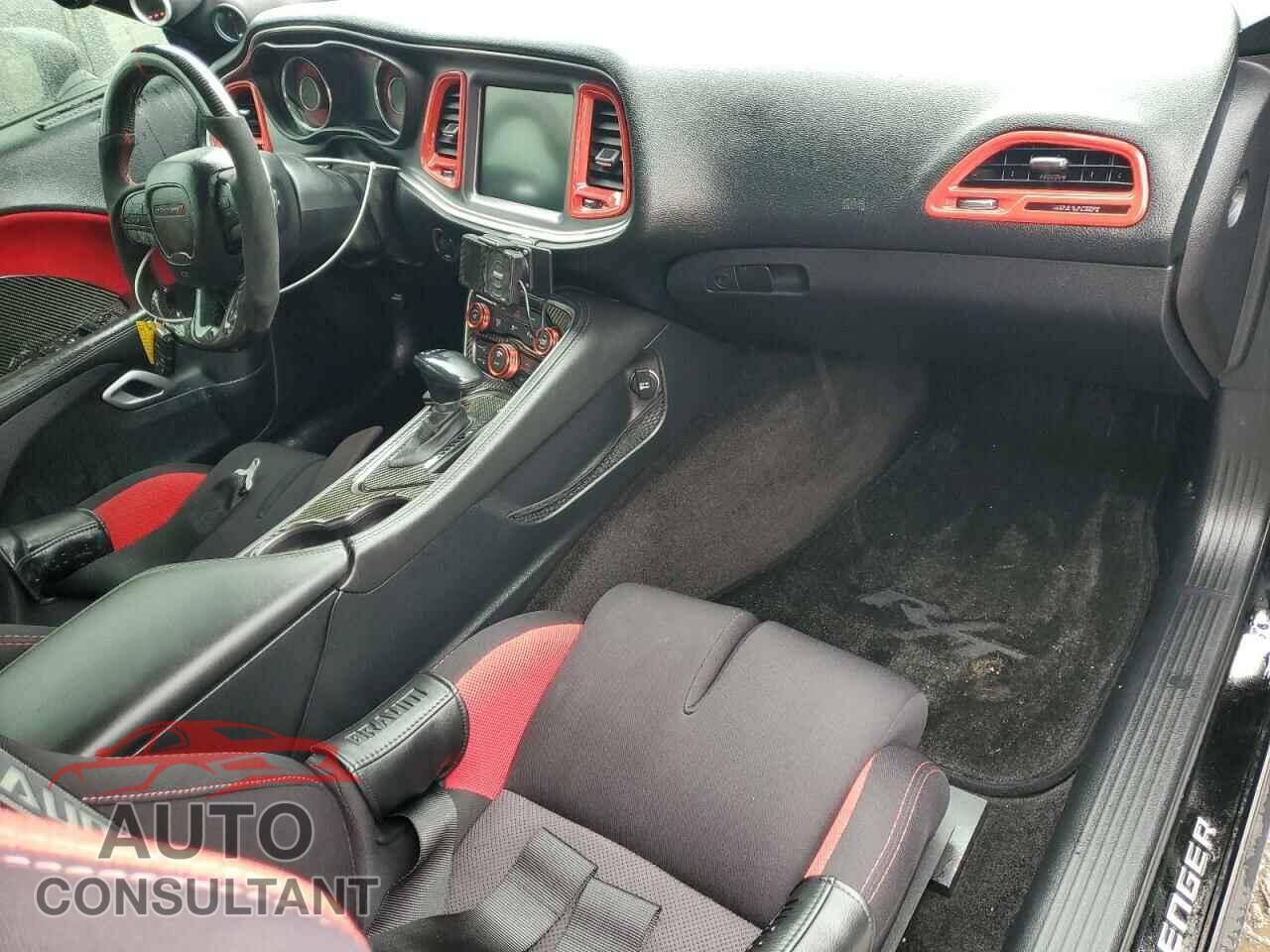 DODGE CHALLENGER 2015 - 2C3CDZAT7FH809728