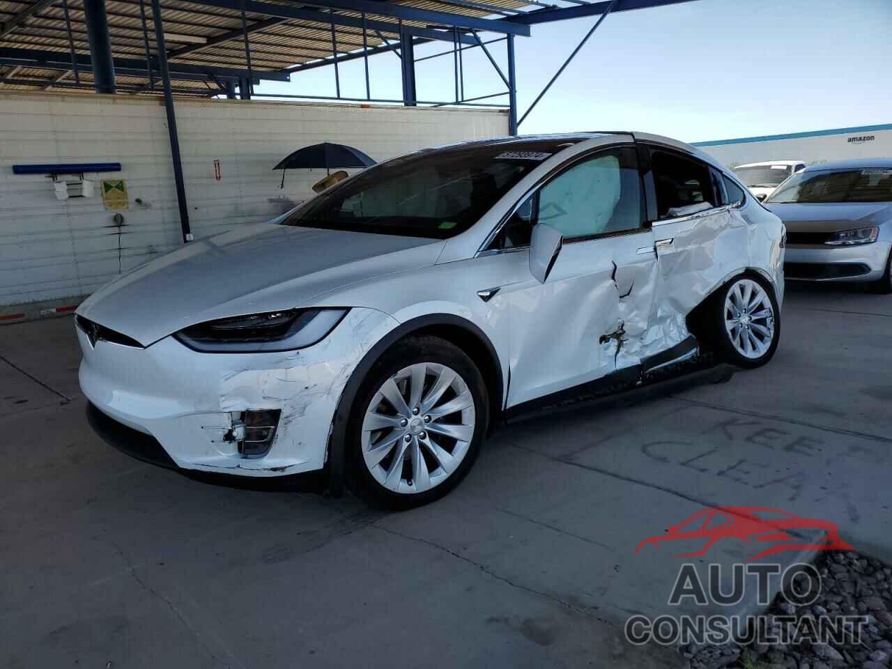 TESLA MODEL X 2019 - 5YJXCDE21KF203877