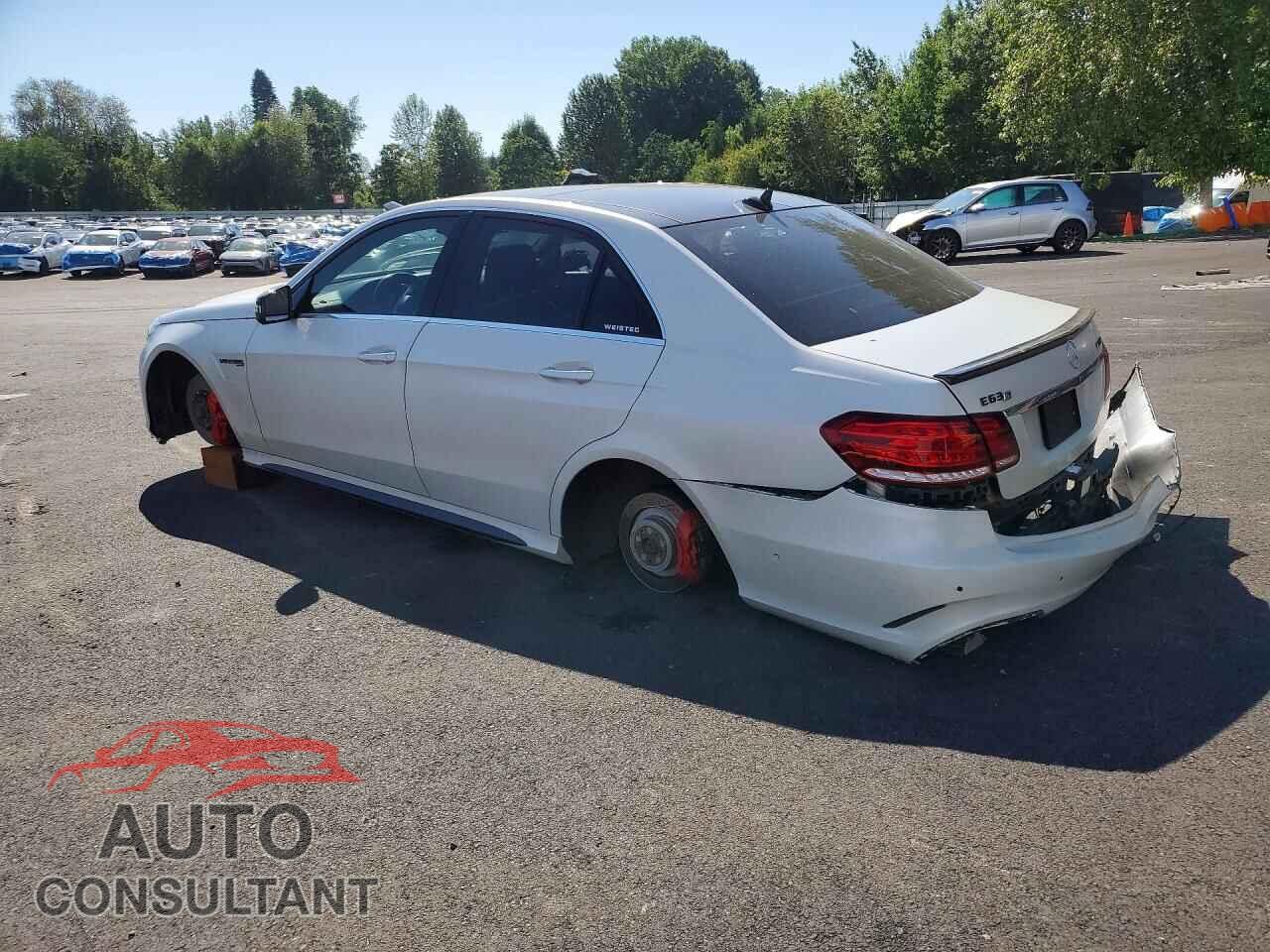 MERCEDES-BENZ E-CLASS 2015 - WDDHF7GB8FB091703
