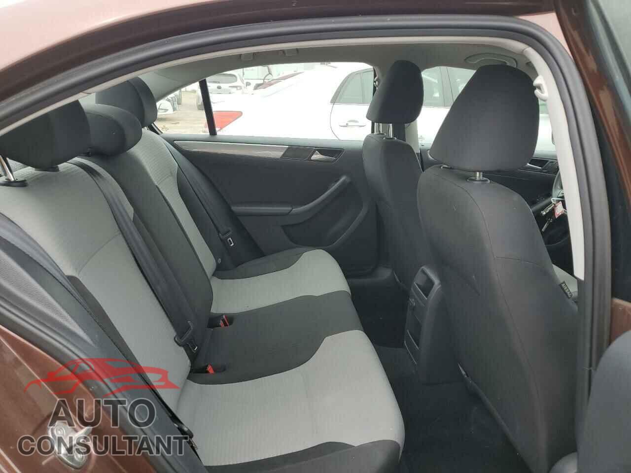VOLKSWAGEN JETTA 2017 - 3VW2B7AJ2HM201424