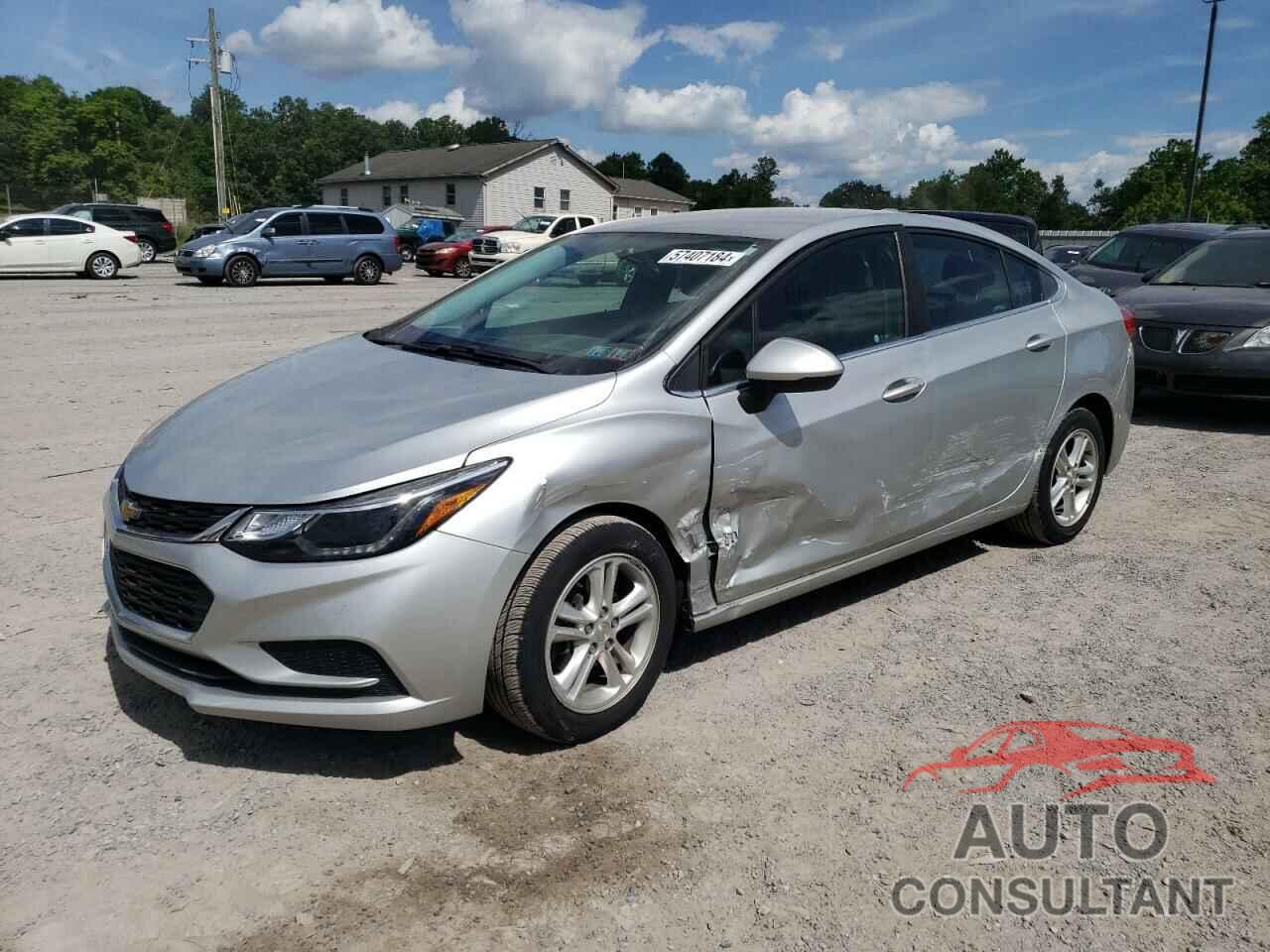 CHEVROLET CRUZE 2018 - 1G1BE5SM5J7188152