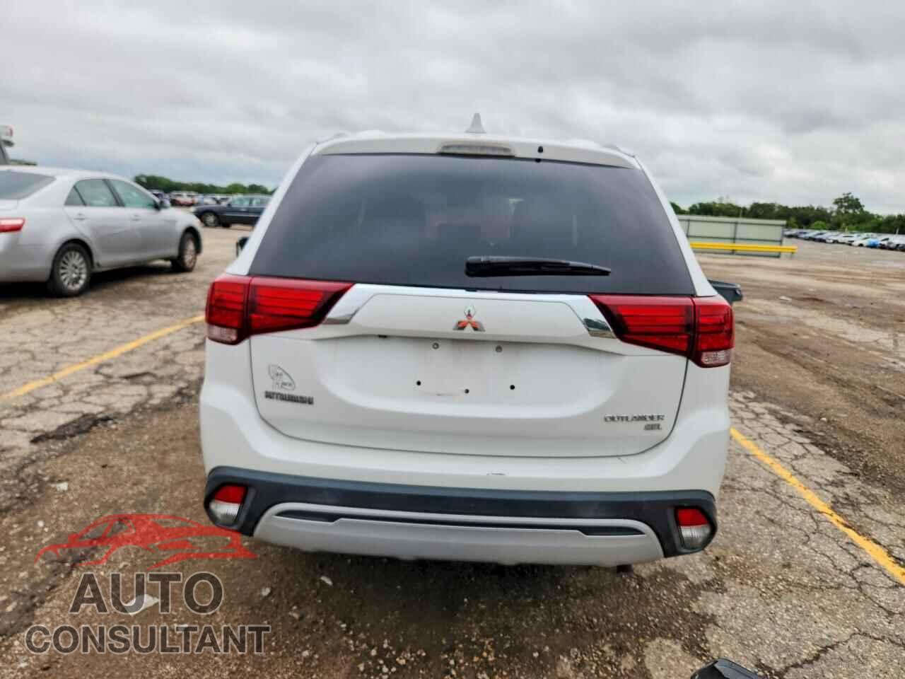 MITSUBISHI OUTLANDER 2019 - JA4AD3A34KZ044577