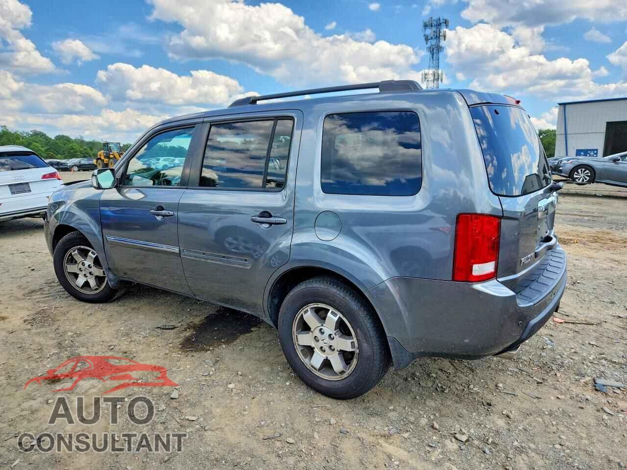 HONDA PILOT 2011 - 5FNYF4H92BB100830