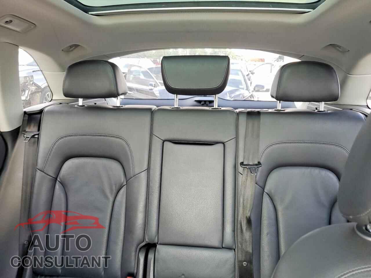 AUDI Q5 2014 - WA1LFAFP7EA101571