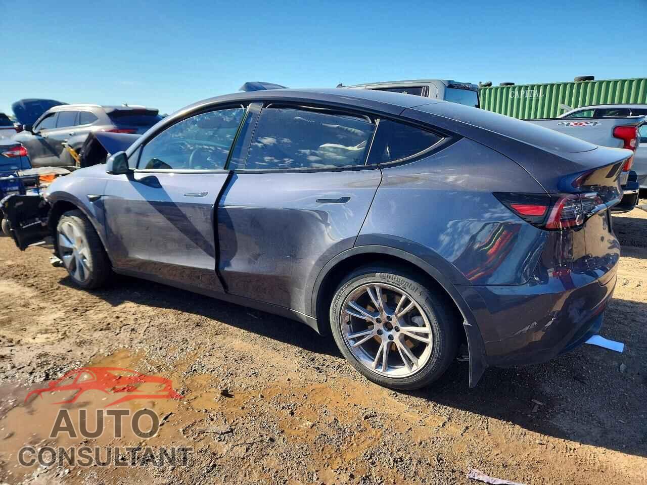 TESLA MODEL Y 2023 - 7SAYGDEE9PF874307