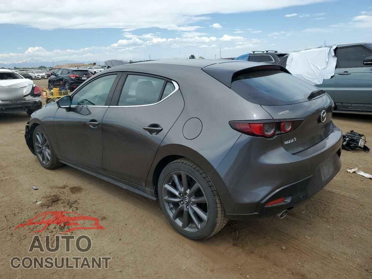 MAZDA 3 2019 - JM1BPAJM5K1138013