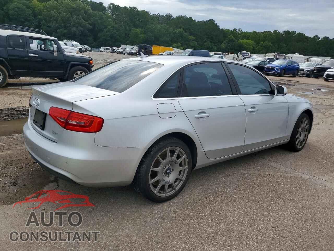 AUDI A4 2013 - WAUEFAFLXDA196330