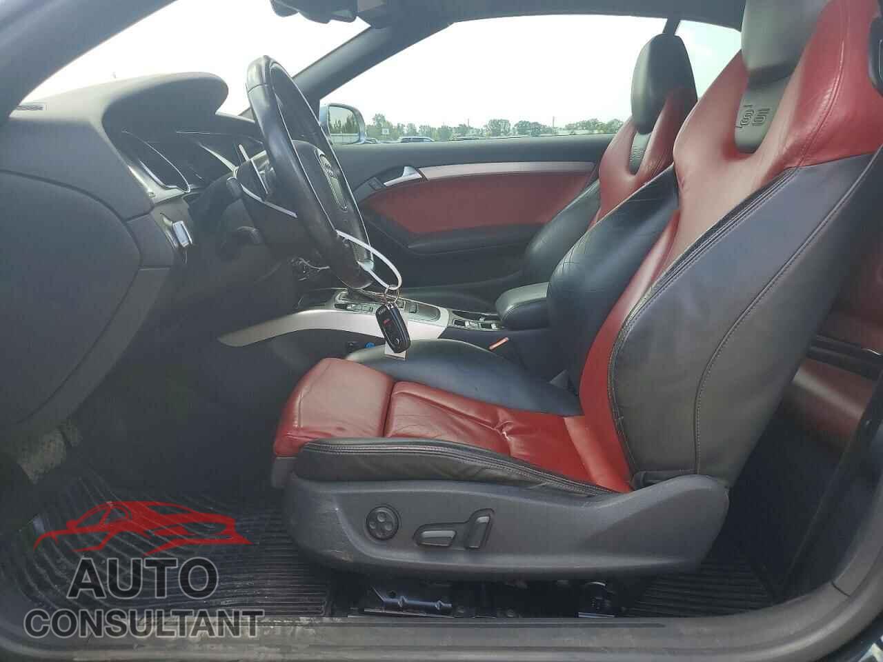 AUDI S5/RS5 2011 - WAUCGBFH3BN002183