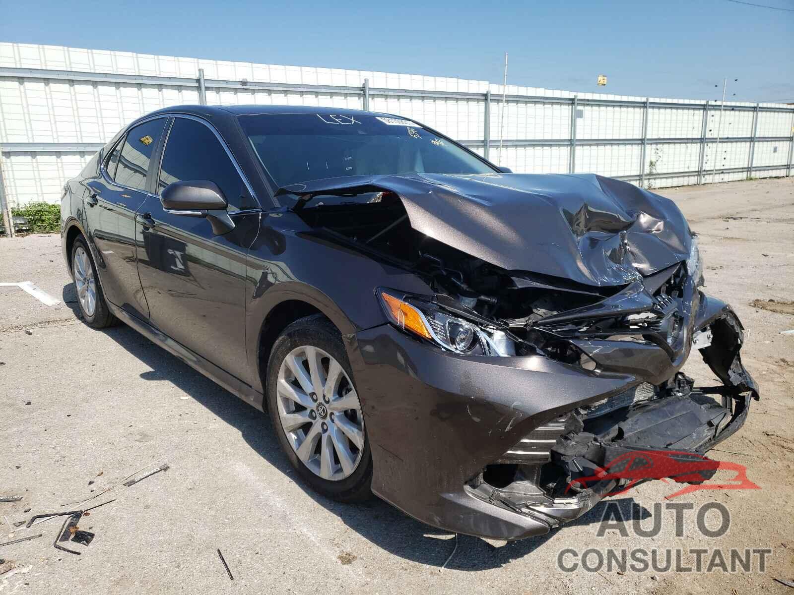 TOYOTA CAMRY 2018 - 4T1B11HK8JU545340
