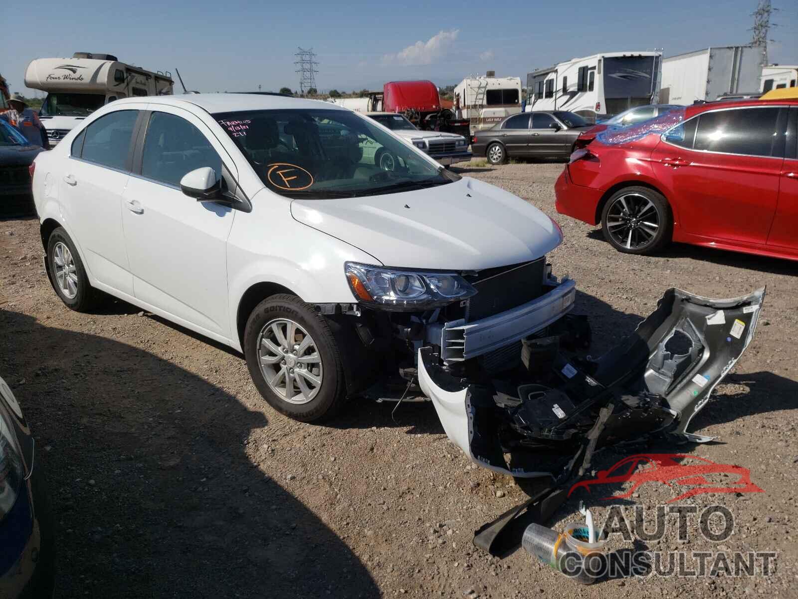 CHEVROLET SONIC 2020 - 1G1JD5SB0L4105065