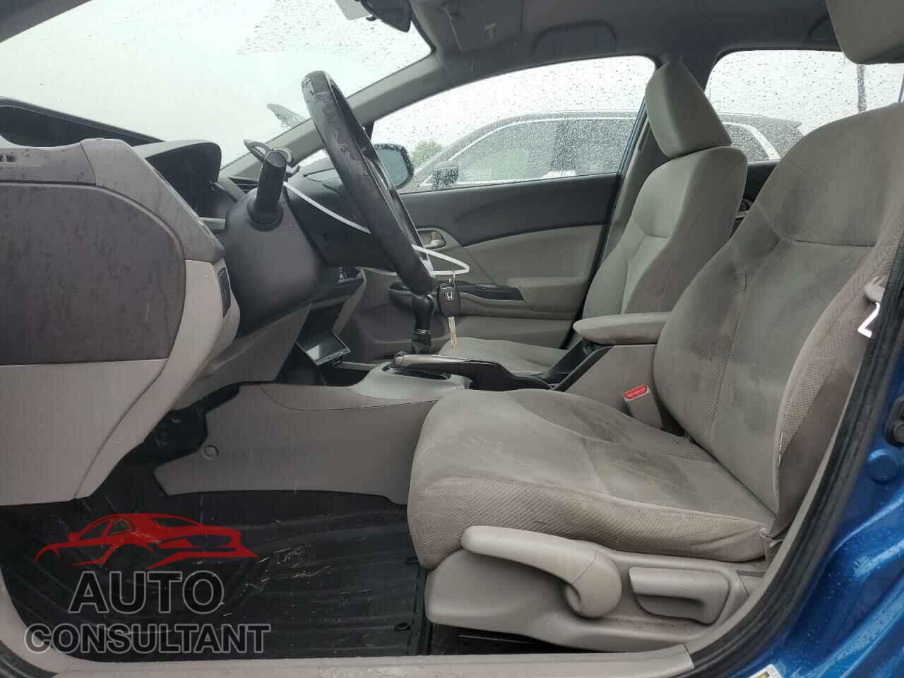 HONDA CIVIC 2012 - 19XFB2E54CE041098
