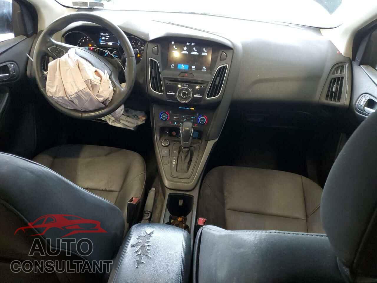 FORD FOCUS 2017 - 1FADP3M28HL253142