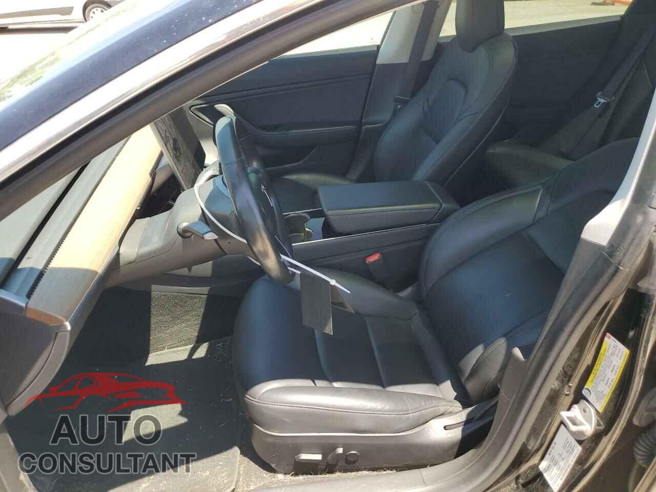 TESLA MODEL 3 2019 - 5YJ3E1EA5KF192946