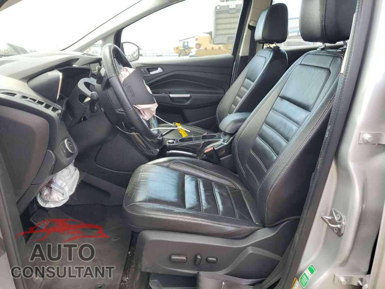 FORD CMAX 2017 - 1FADP5DU5HL110937