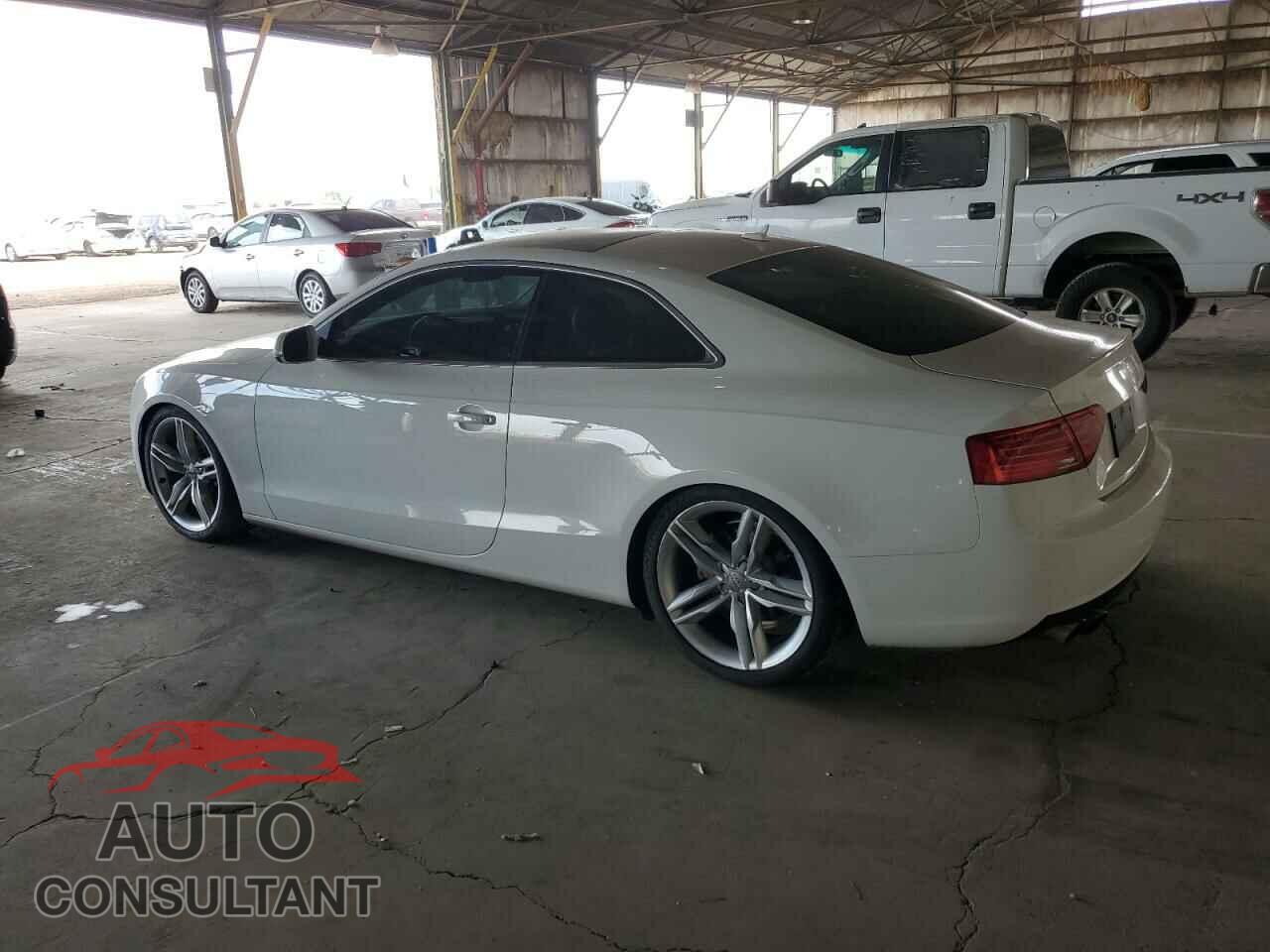 AUDI A5 2013 - WAUCFAFR2DA022280