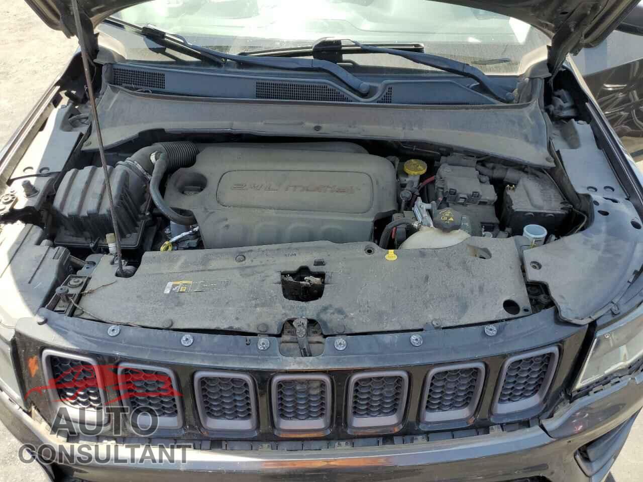 JEEP COMPASS 2017 - 3C4NJDDB8HT674627