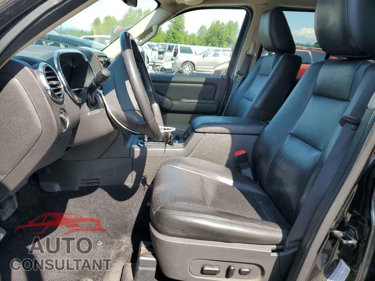 FORD EXPLORER 2010 - 1FMEU8F89AUB08080