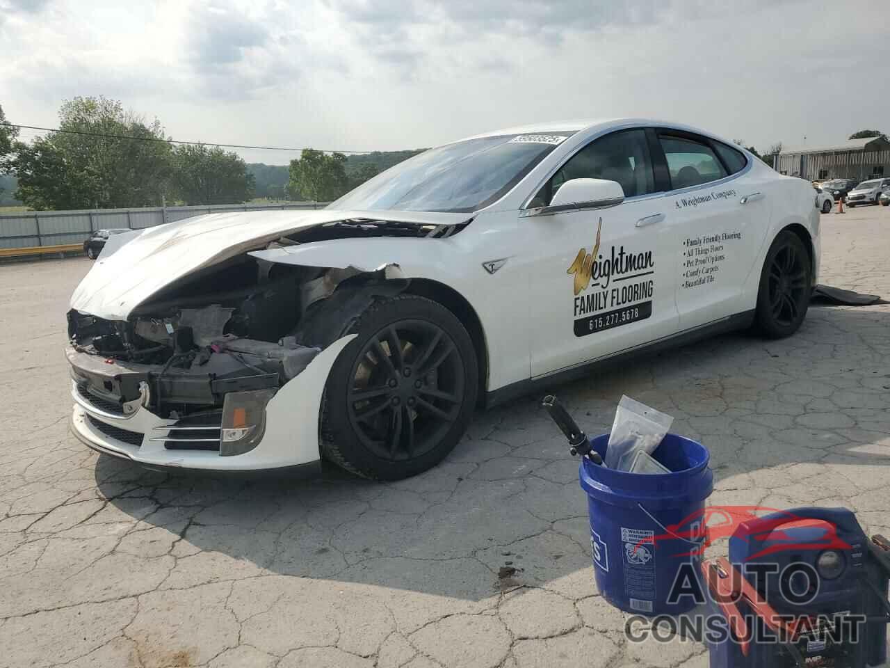 TESLA MODEL S 2013 - 5YJSA1DP3DFP14019