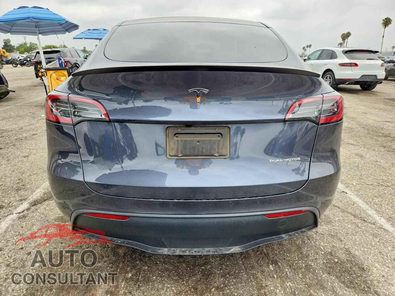 TESLA MODEL Y 2023 - 7SAYGDEE6PF926587