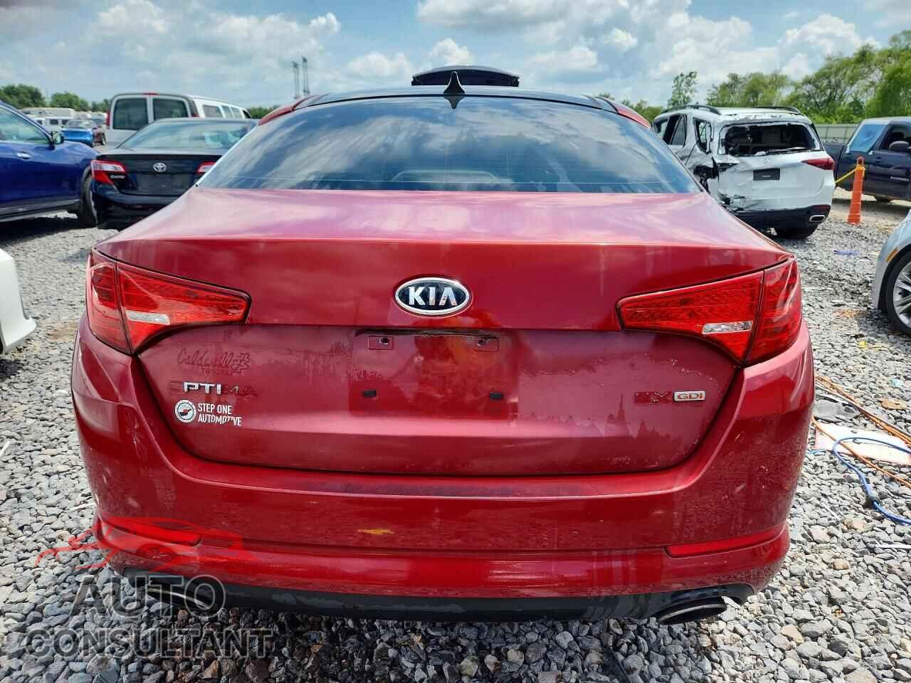 KIA OPTIMA 2011 - KNAGN4A71B5077031