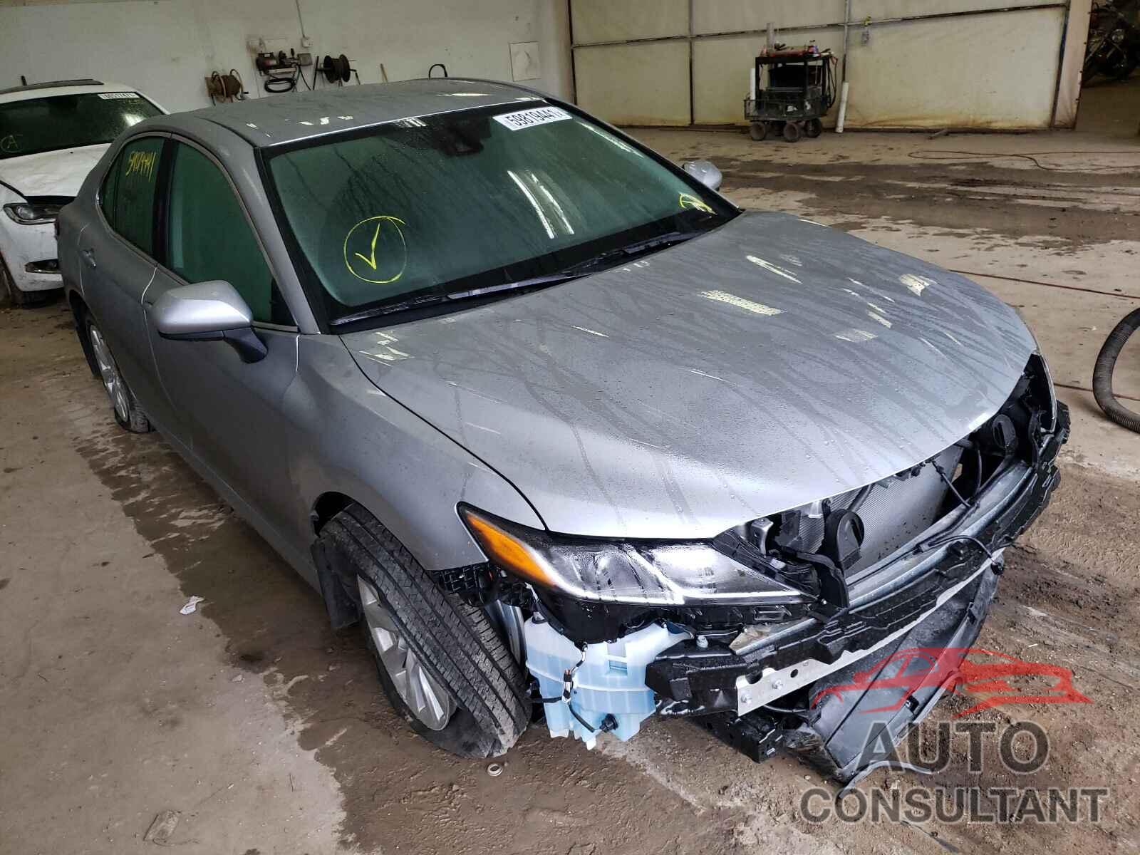 TOYOTA CAMRY 2019 - 4T1B11HK1KU811539
