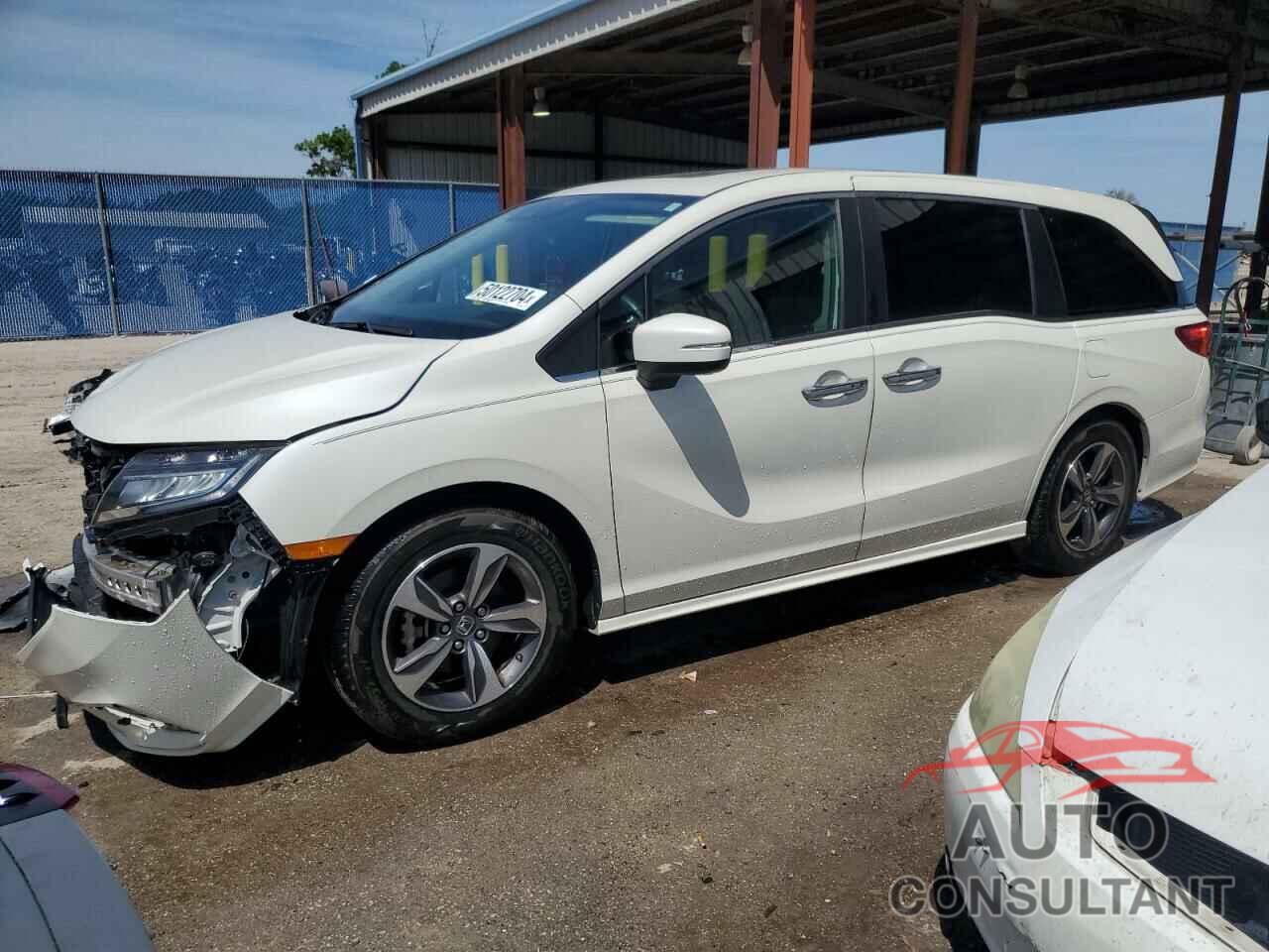 HONDA ODYSSEY 2018 - 5FNRL6H87JB016128