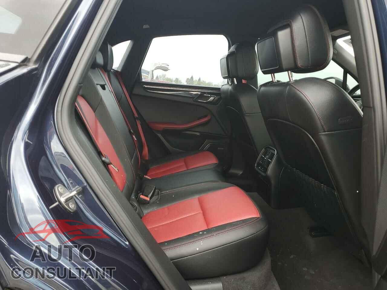 PORSCHE MACAN 2016 - WP1AB2A51GLB50856