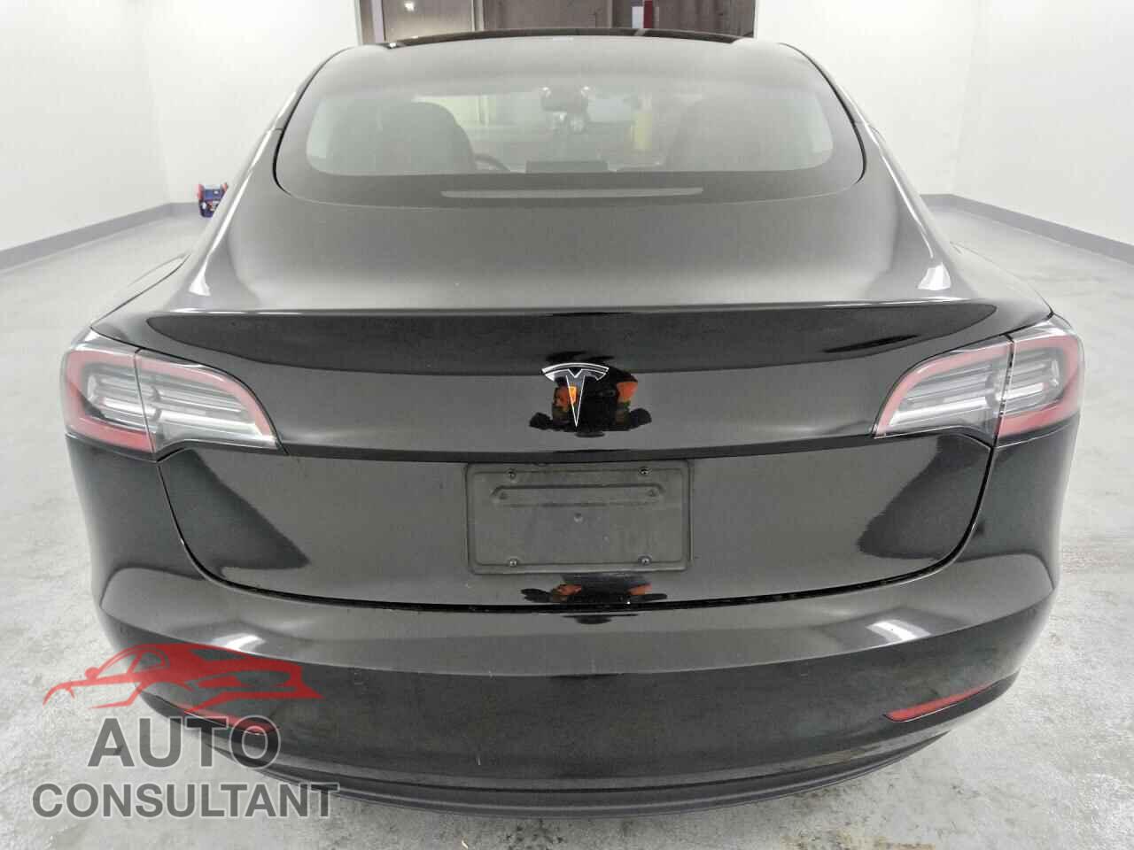 TESLA MODEL 3 2022 - 5YJ3E1EA8NF191732