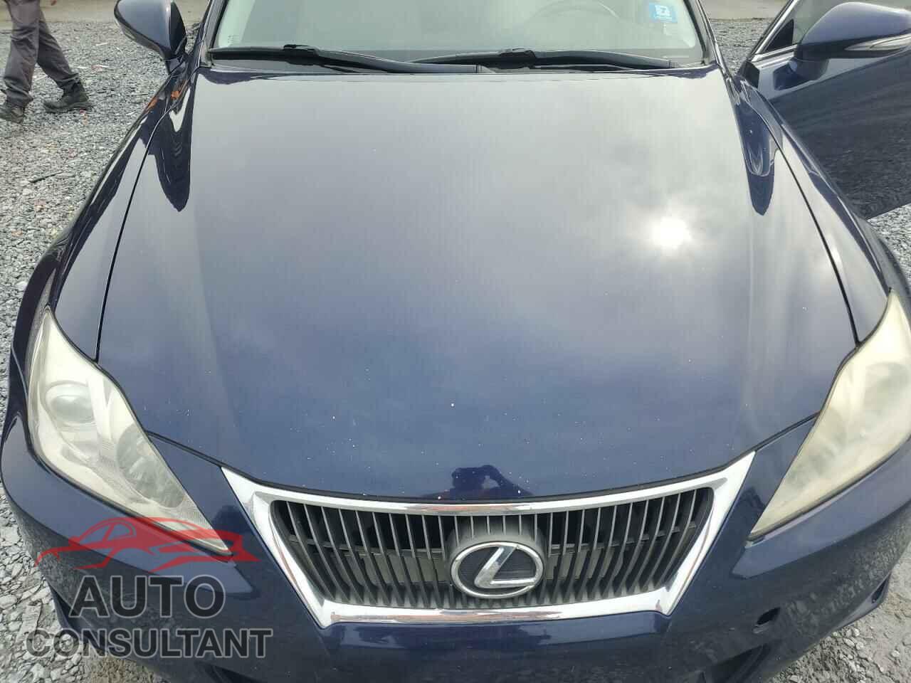 LEXUS IS 2012 - JTHBF5C2XC5176271
