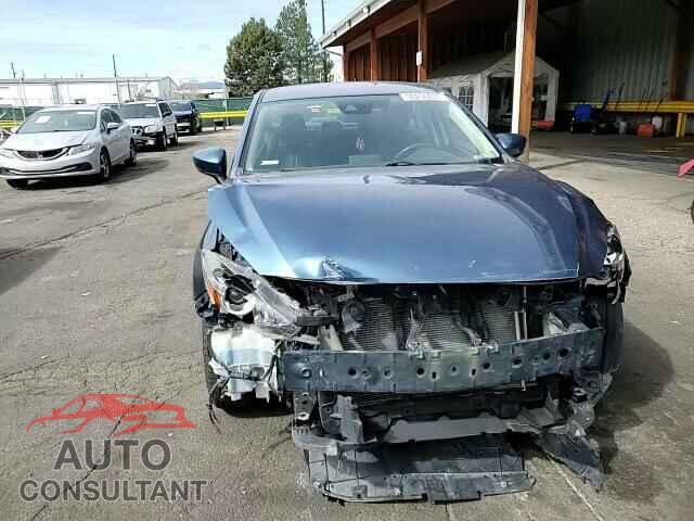MAZDA 3 2017 - 3MZBN1V74HM145697