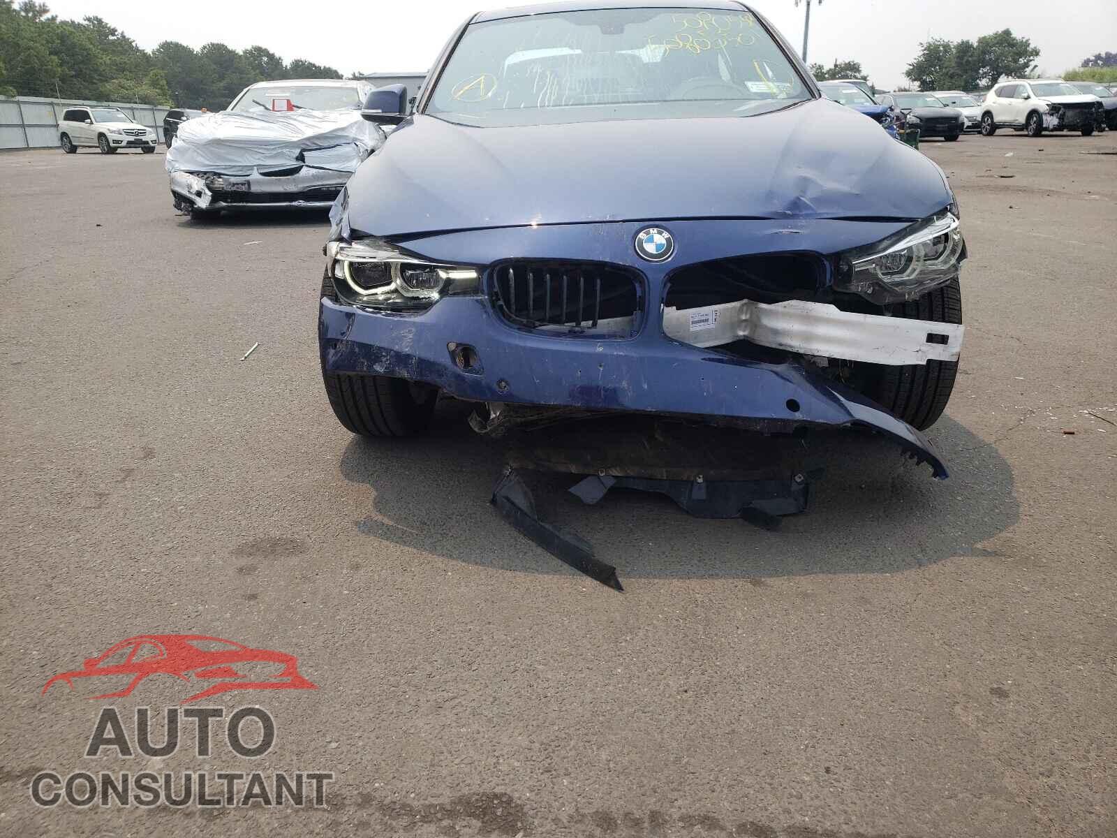 BMW 3 SERIES 2018 - WBA8D9C56JA012570