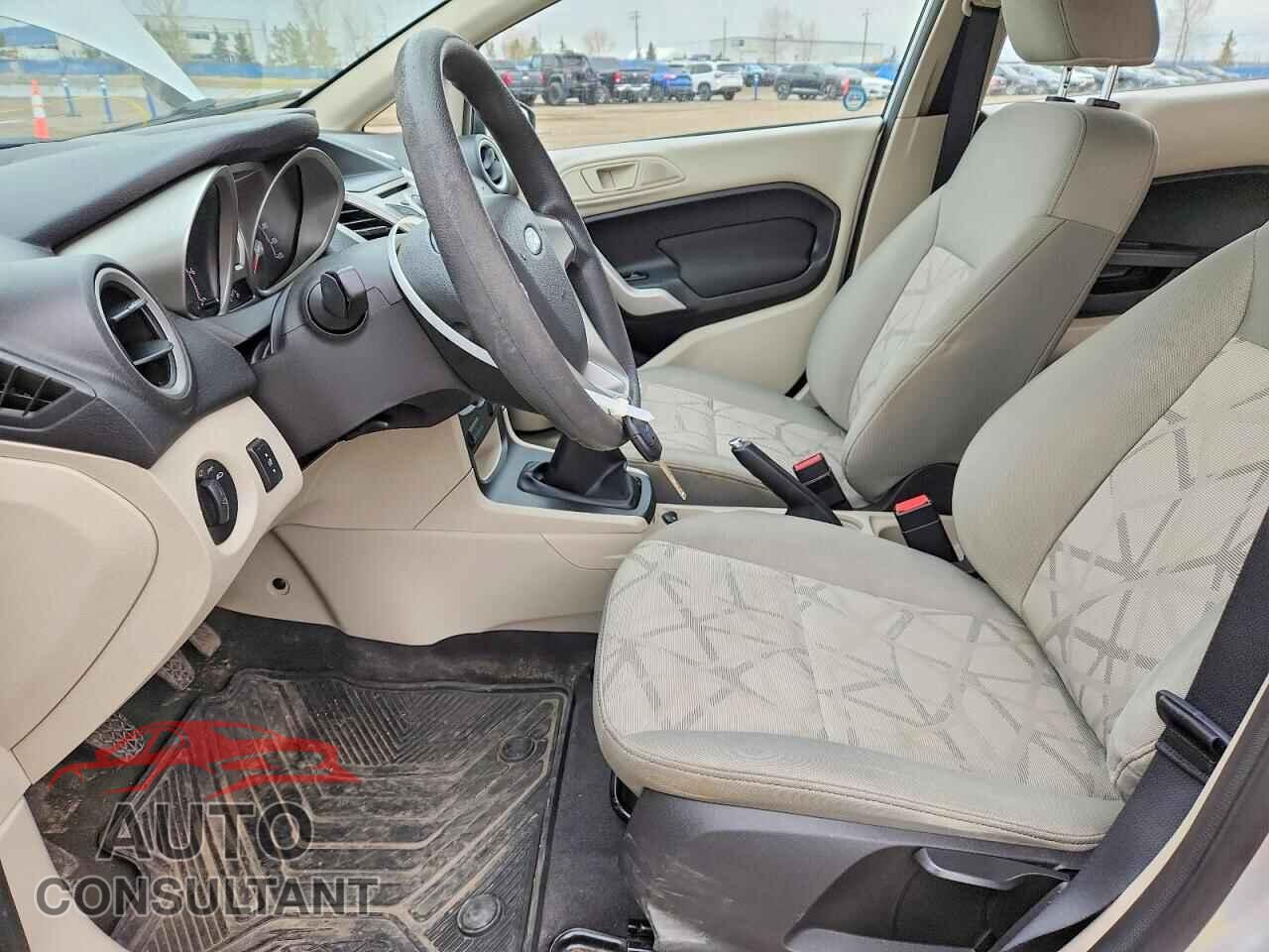 FORD FIESTA 2011 - 3FADP4EJ0BM114902