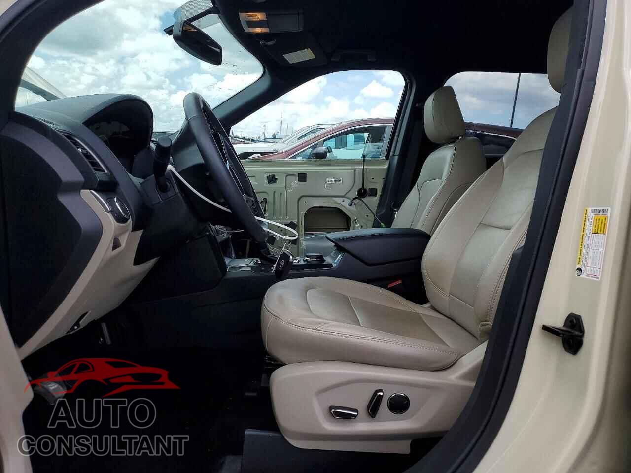 FORD EXPLORER 2018 - 1FM5K8D8XJGB90554