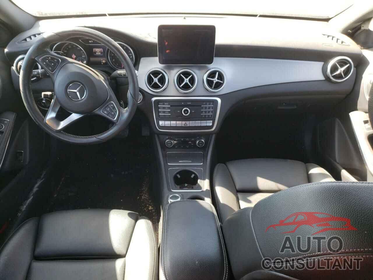 MERCEDES-BENZ GLA-CLASS 2018 - WDCTG4GBXJJ372703