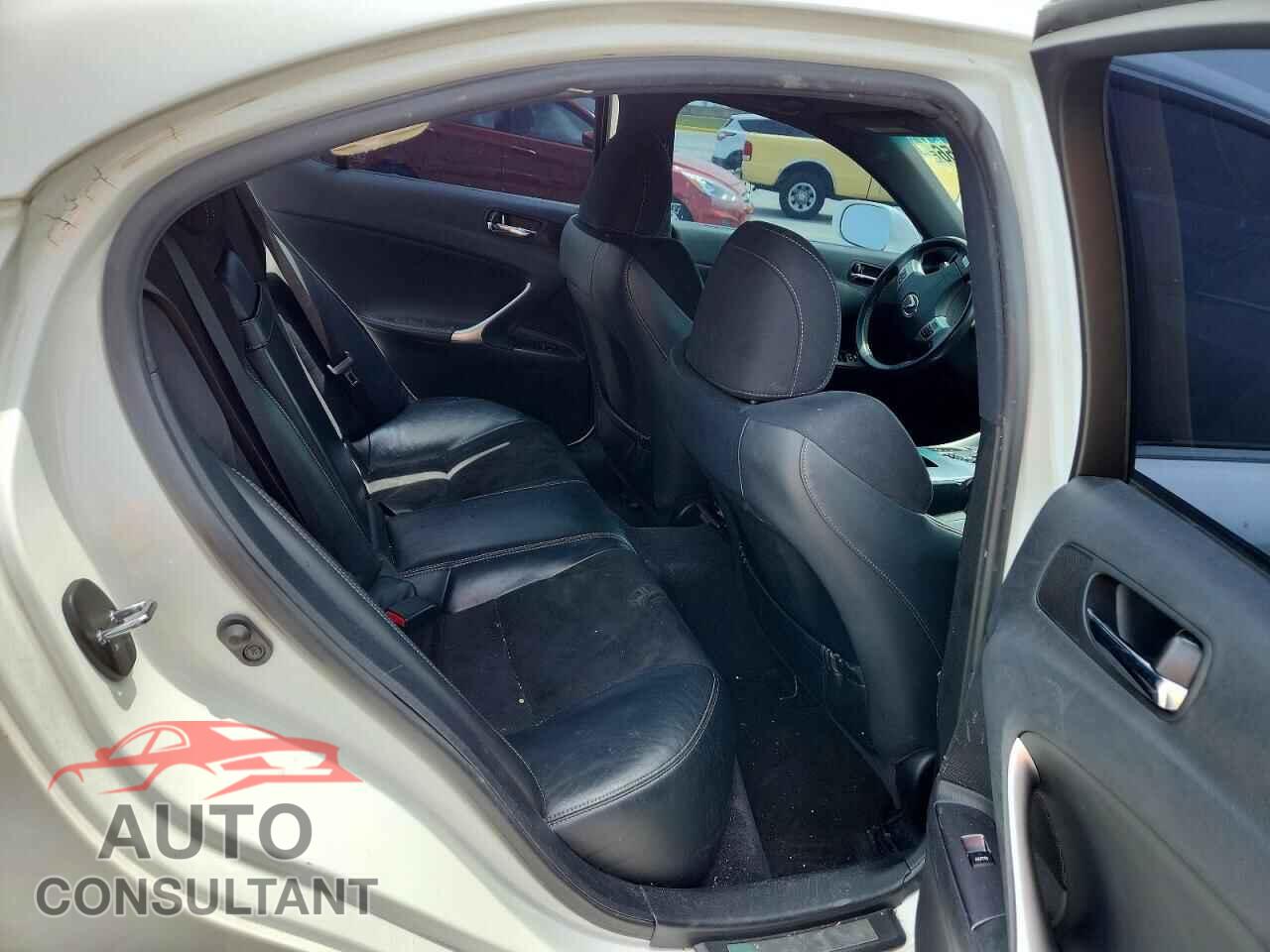 LEXUS IS 2012 - JTHBF5C20C5163576