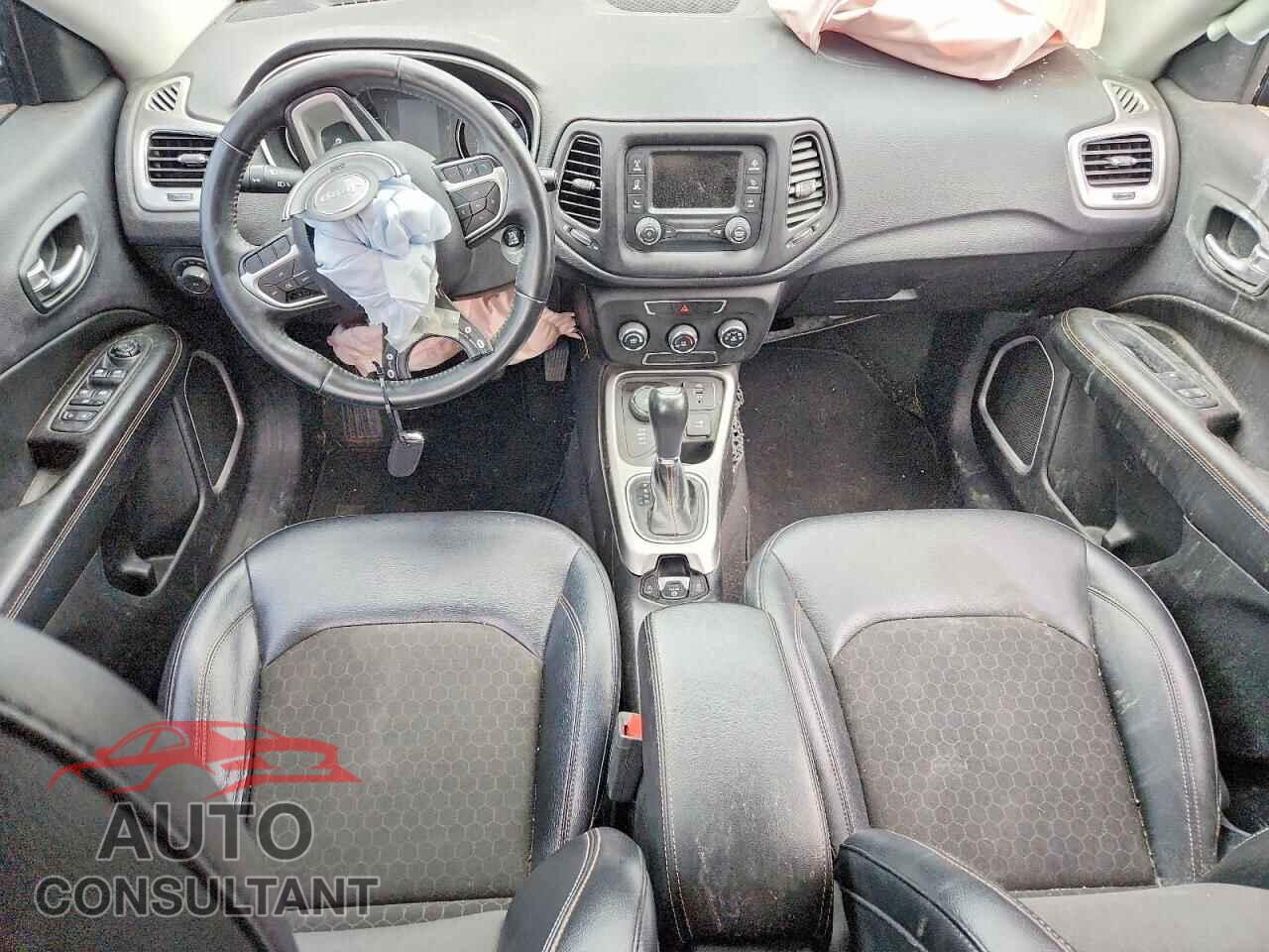 JEEP COMPASS 2018 - 3C4NJDBB0JT128154