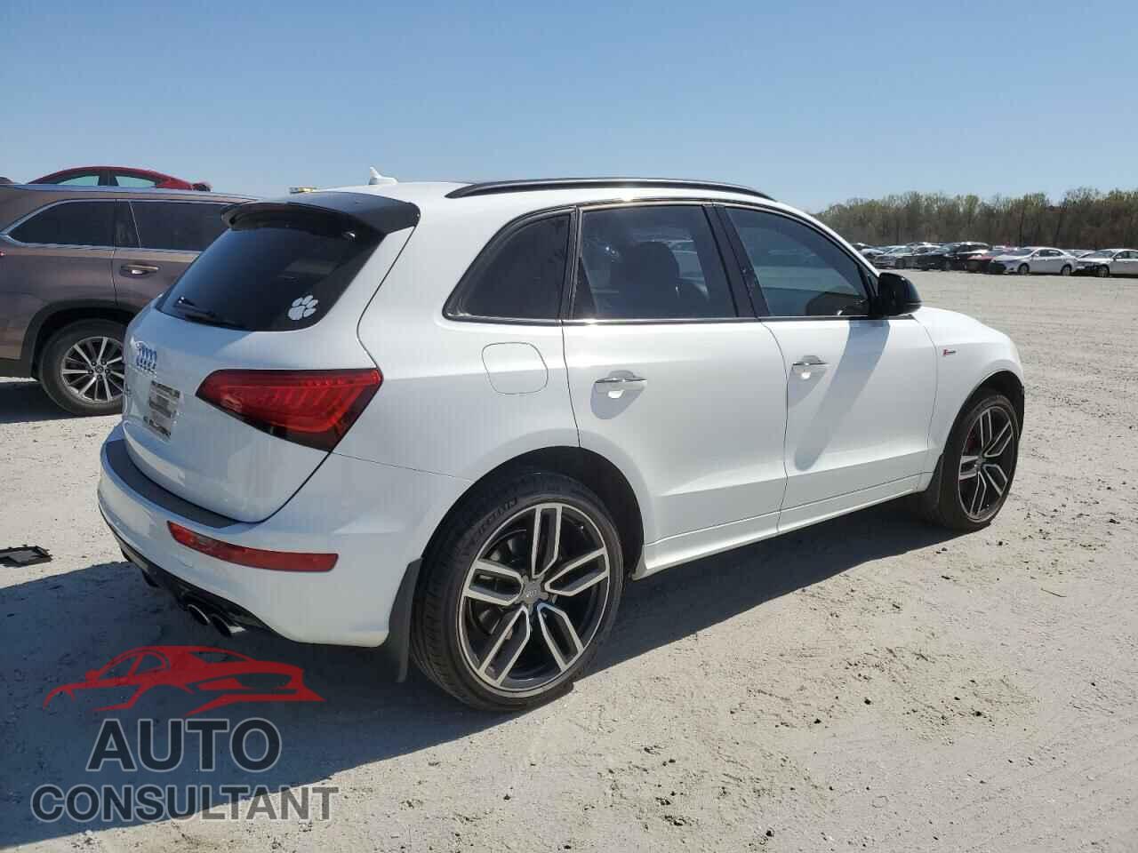 AUDI SQ5 2017 - WA1CCAFP1HA044328