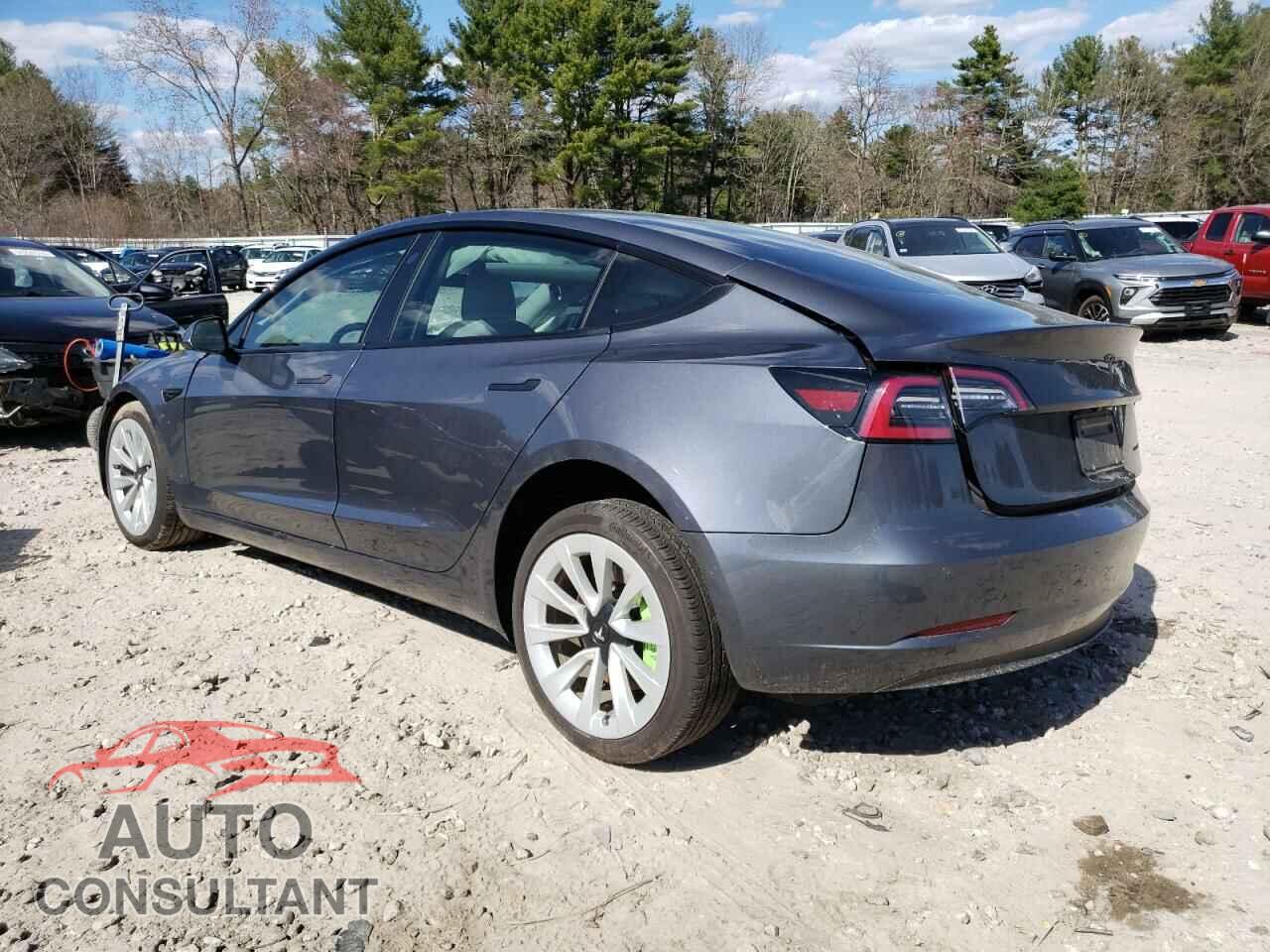 TESLA MODEL 3 2022 - 5YJ3E1EB8NF264851