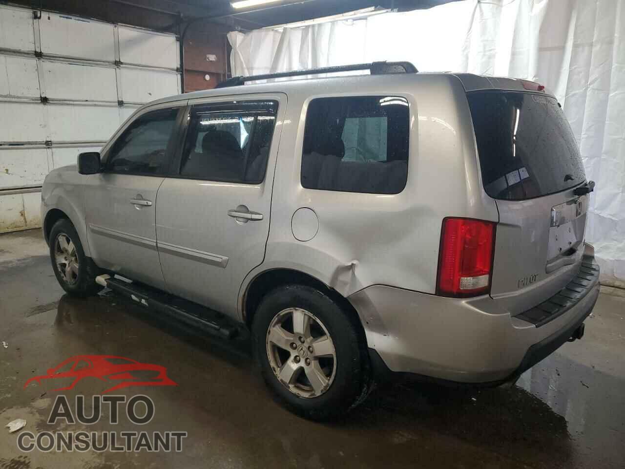 HONDA PILOT 2010 - 5FNYF4H55AB031899