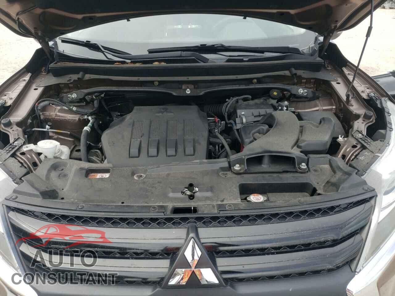 MITSUBISHI ECLIPSE 2018 - JA4AT4AA4JZ065628