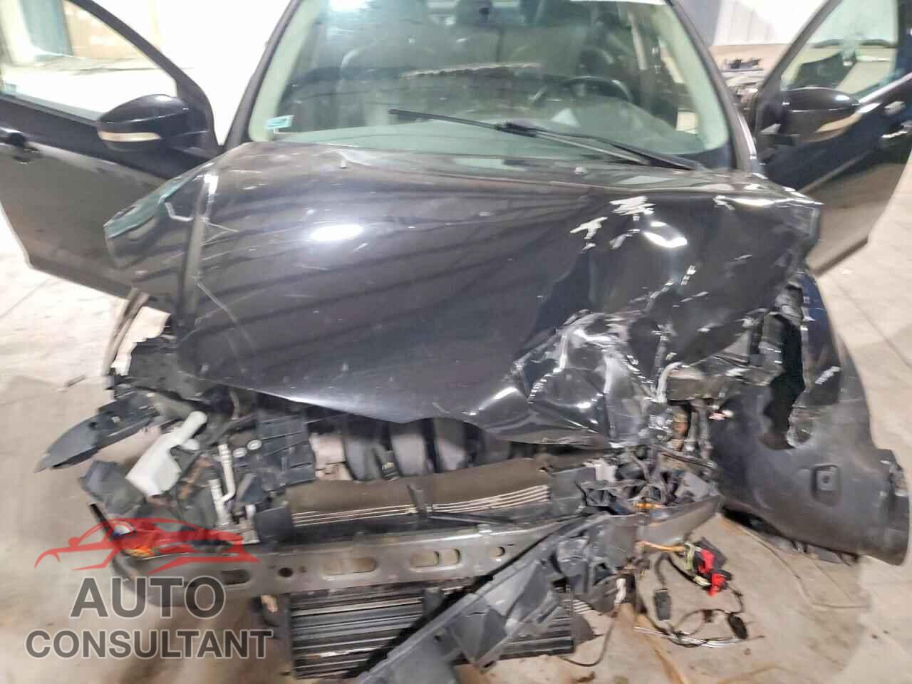 FORD FOCUS 2014 - 1FADP3F29EL369877