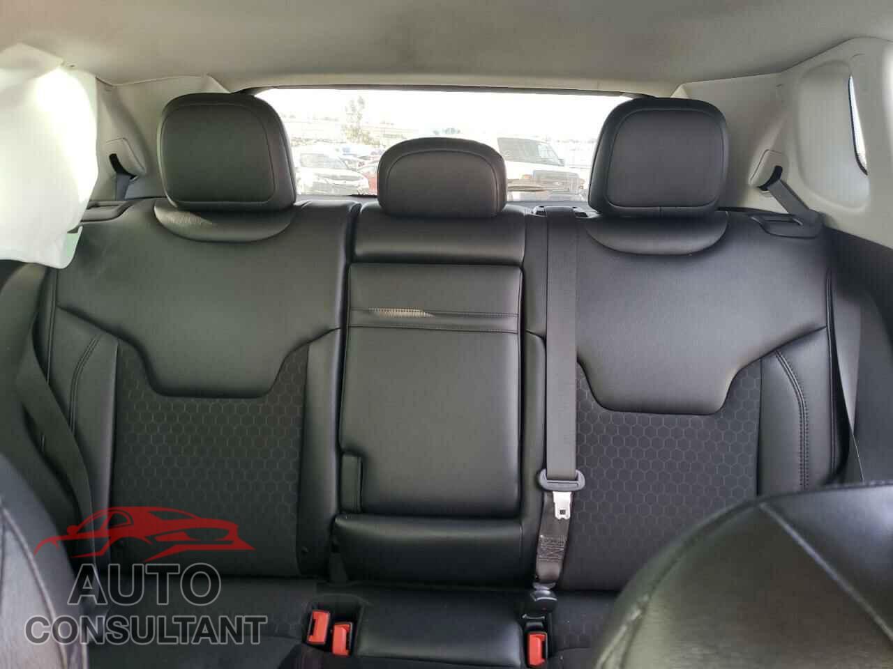 JEEP COMPASS 2019 - 3C4NJDBB6KT621225