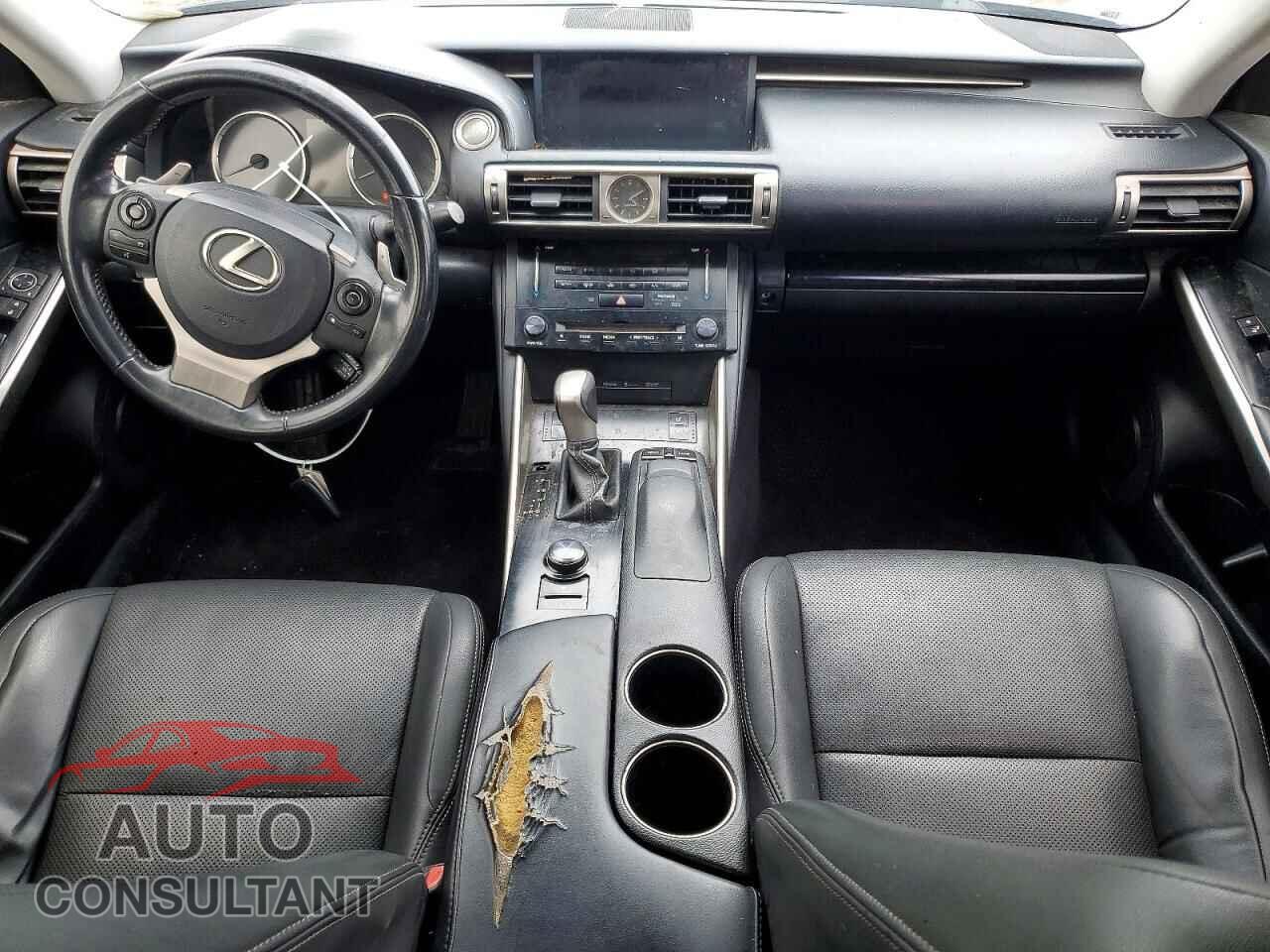 LEXUS IS 2014 - JTHBF1D20E5034232