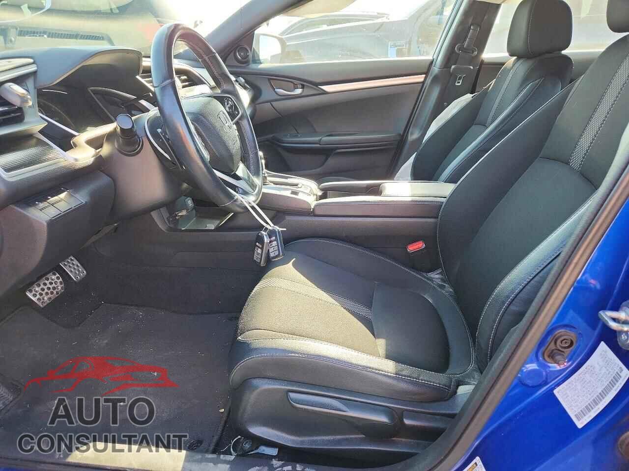 HONDA CIVIC 2019 - 2HGFC2F81KH597072