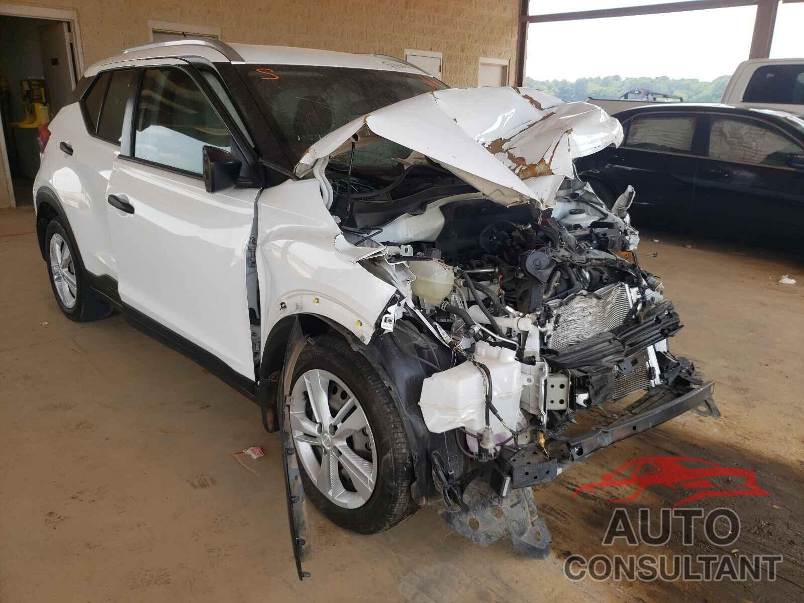 NISSAN KICKS 2019 - 3N1CP5CU9KL520257