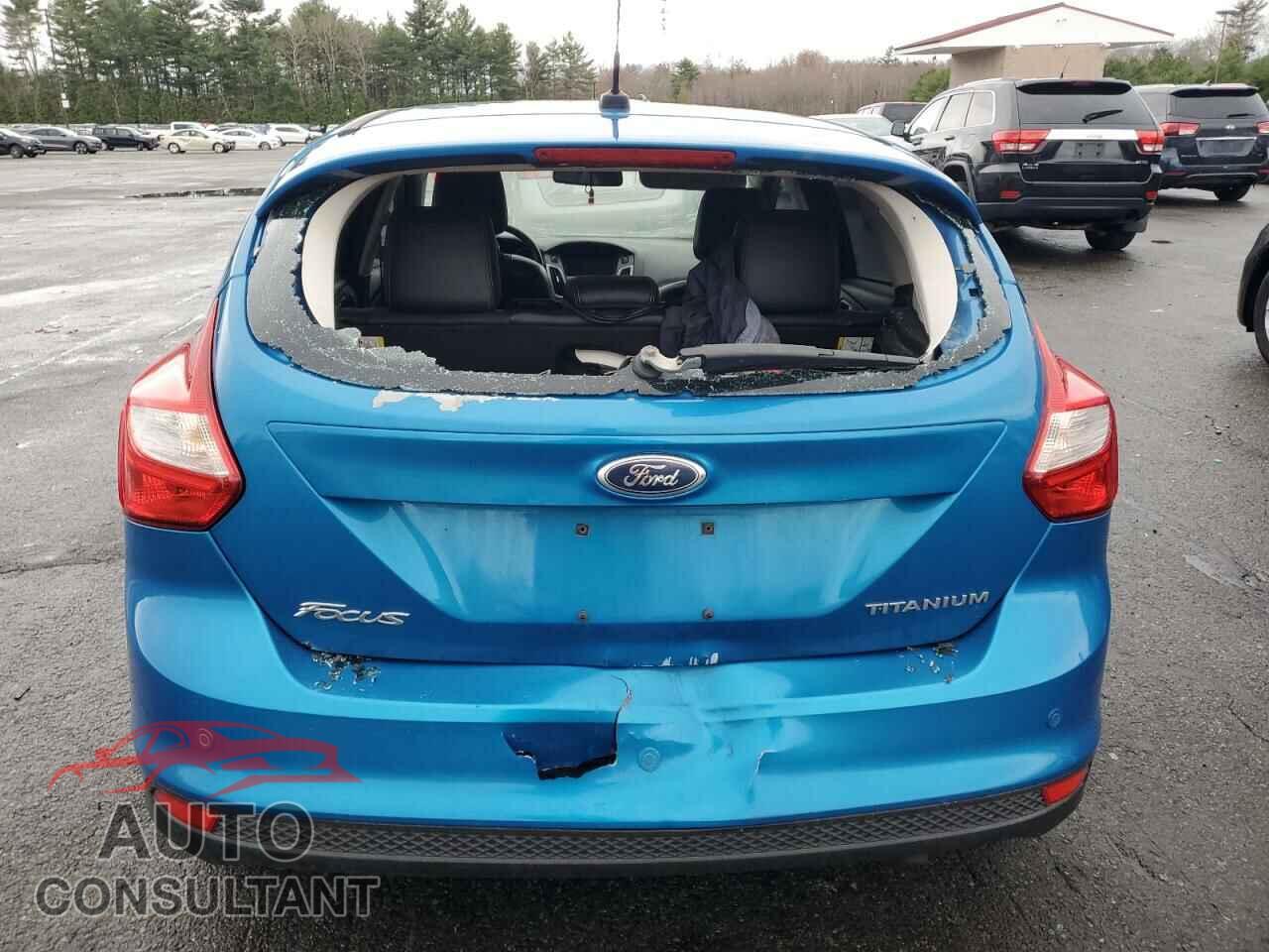 FORD FOCUS 2012 - 1FAHP3N22CL139808