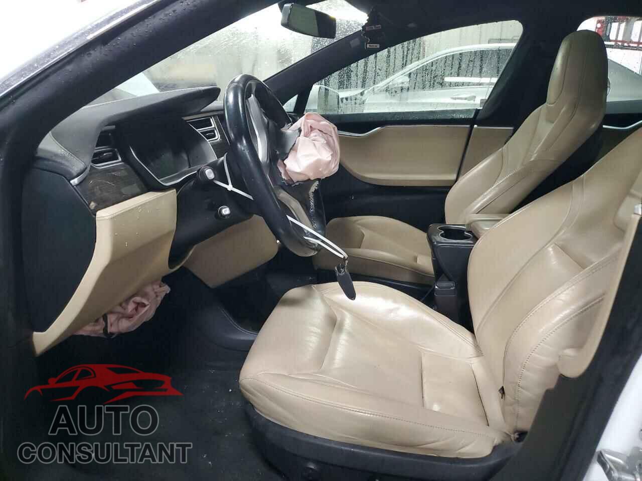 TESLA MODEL S 2015 - 5YJSA1H24FF092628