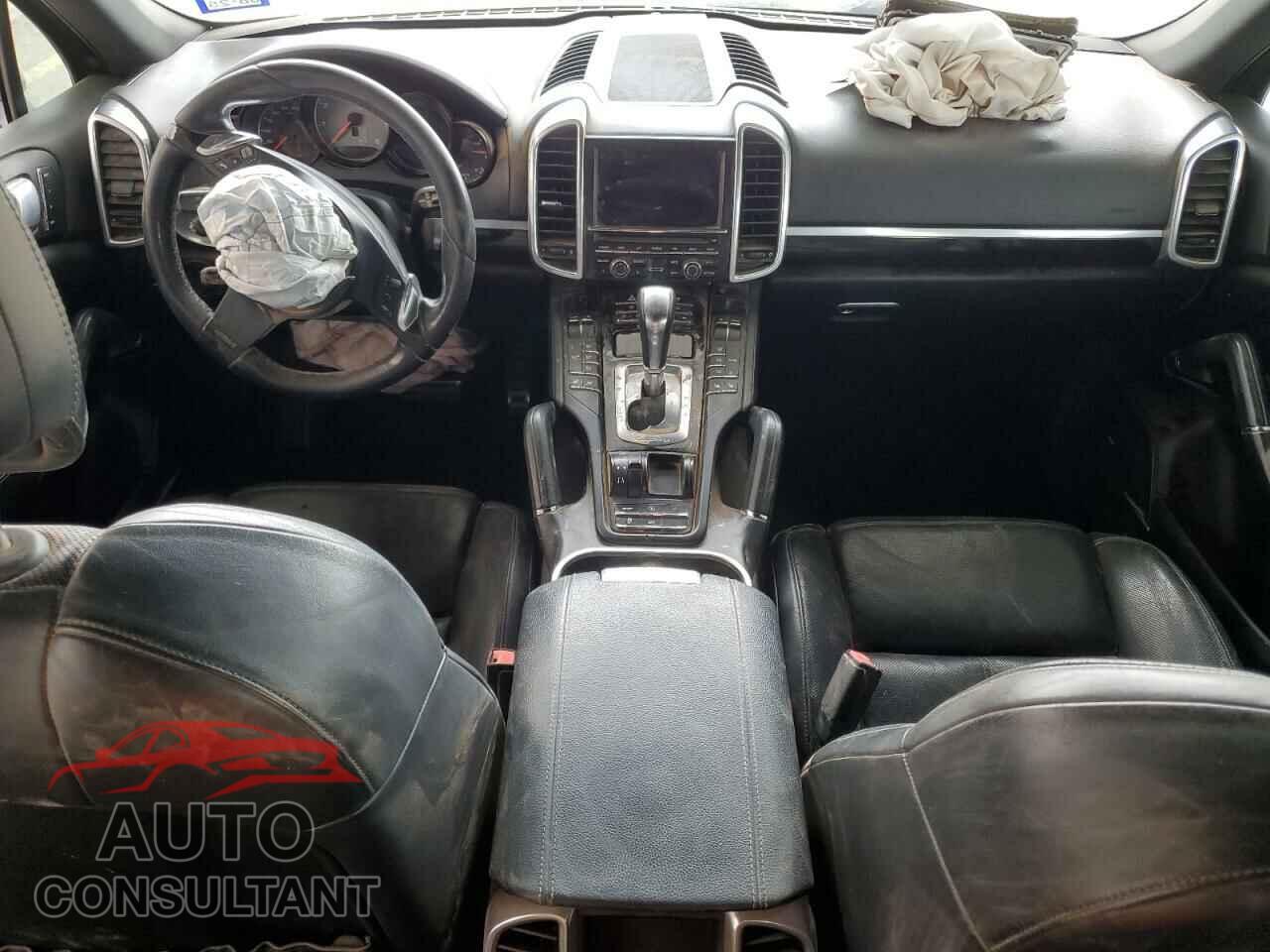 PORSCHE CAYENNE 2011 - WP1AB2A27BLA43423