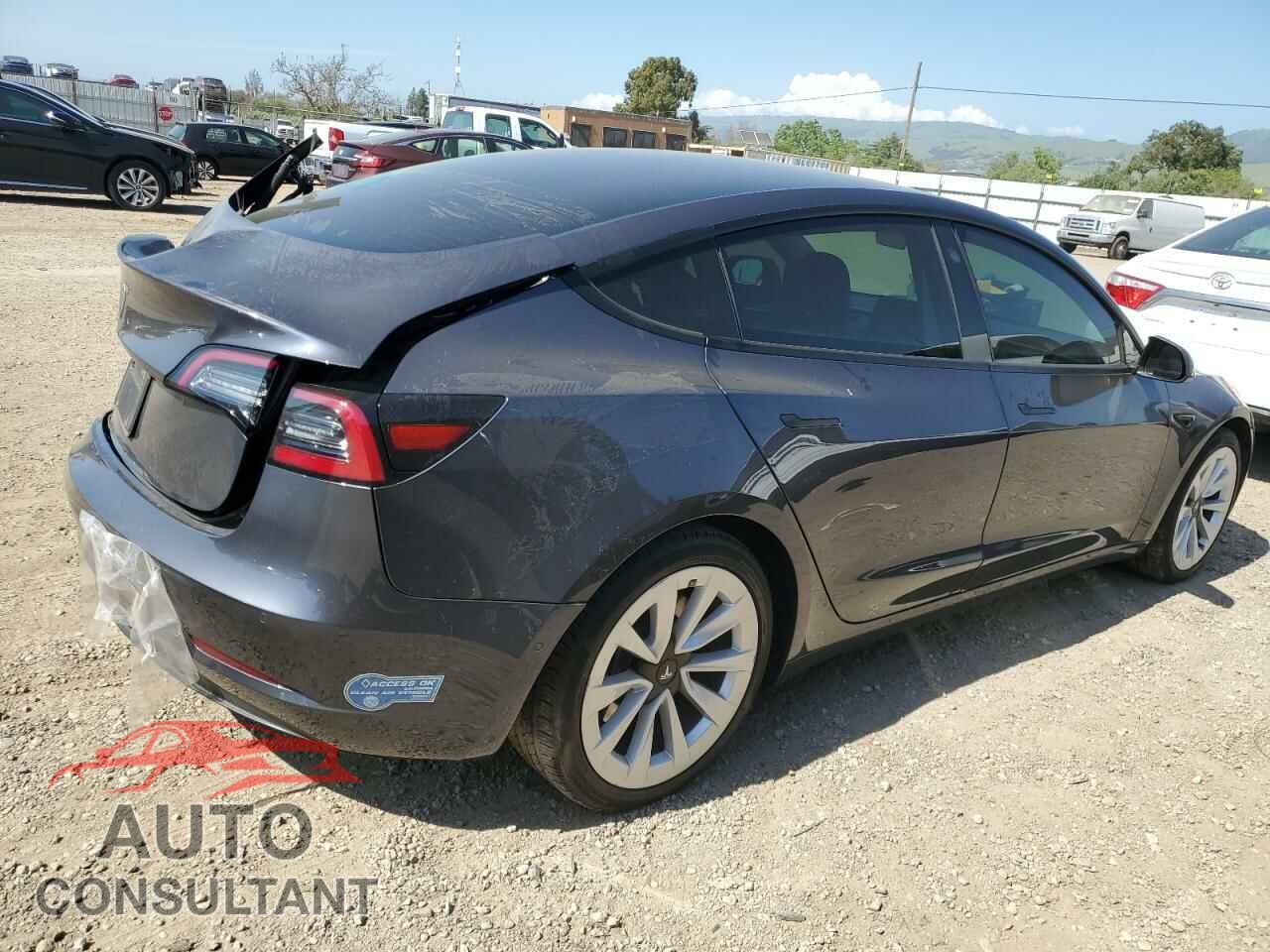 TESLA MODEL 3 2021 - 5YJ3E1EA5MF018054