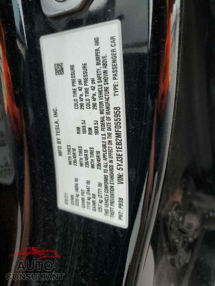 TESLA MODEL 3 2021 - 5YJ3E1EB2MF055958